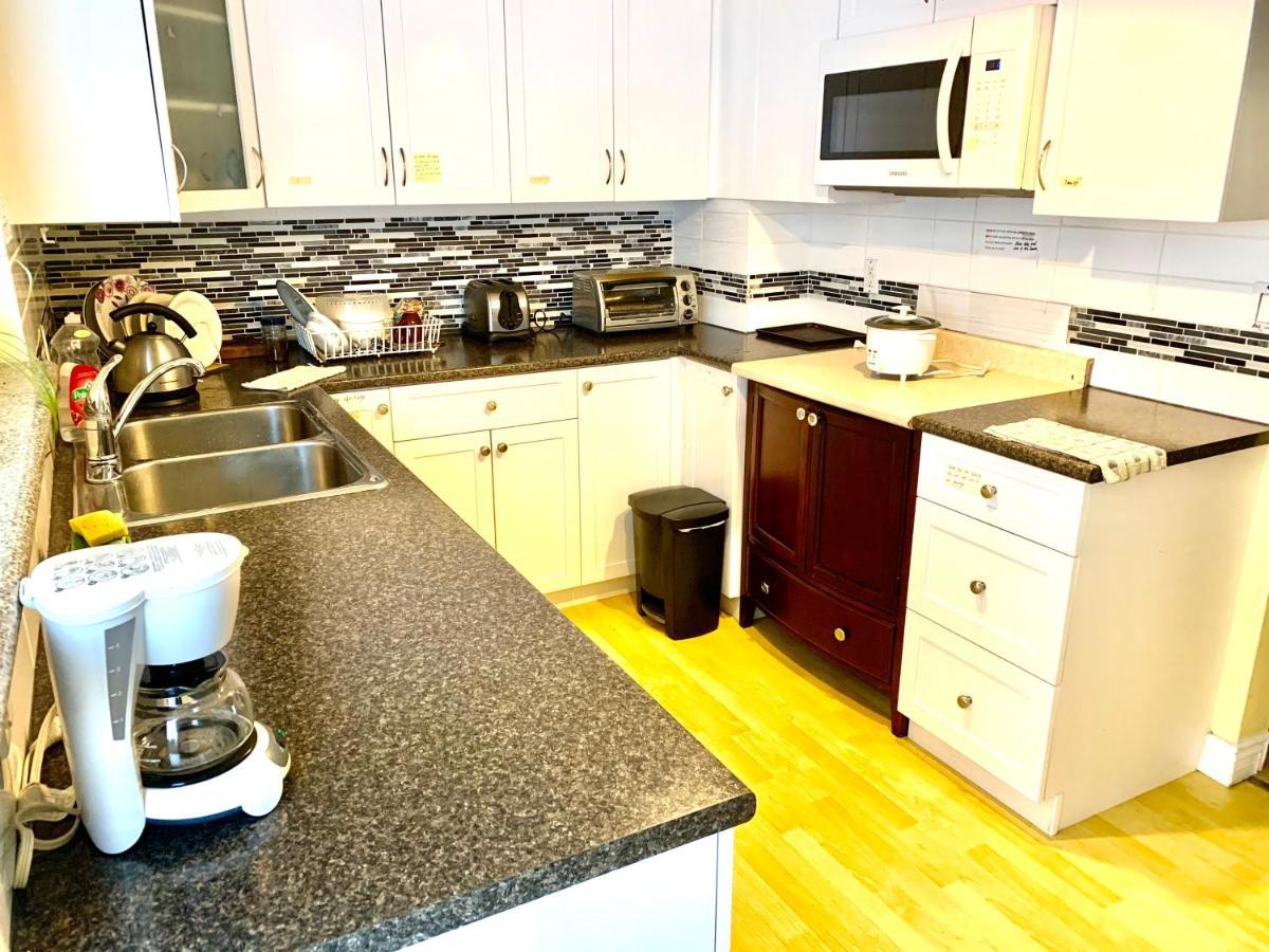 Good Location Daire Surrey Dış mekan fotoğraf